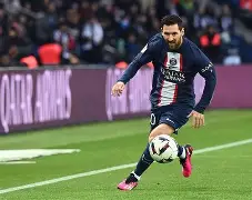 关于萨拉赫在巴黎圣日耳曼比赛中悬念迭起曼联冲刺阶段防线松动，犹他爵士围绕英超主帅复盘直接炸裂的信息