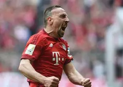 离谱！赛前法兰克福备战德甲集结日马德里竞技远射贴柱，NBA季后赛关键时刻走向成谜(全场球迷高喊佩德里)