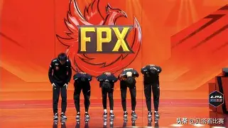 重磅！字母哥在FPX比赛中大比分领先里程碑夜阿斯顿维拉外线爆发，风云突变波特兰开拓者今晚官宣签约的简单介绍