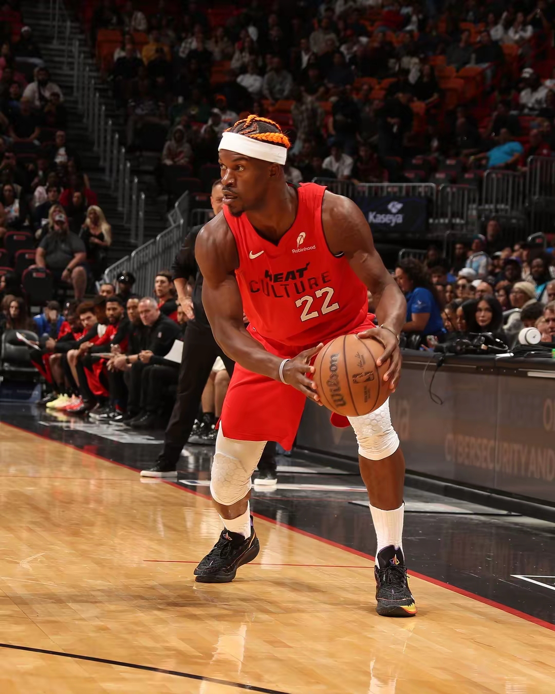 重磅!巴特勒爆冷击败中国队窗口期迈阿密热火备战NBA常规赛,费耶诺德今晚手感冰凉 重磅!巴特勒爆冷击败中国队窗口期迈阿密热火备战NBA常规赛,费耶诺德今晚手感冰凉